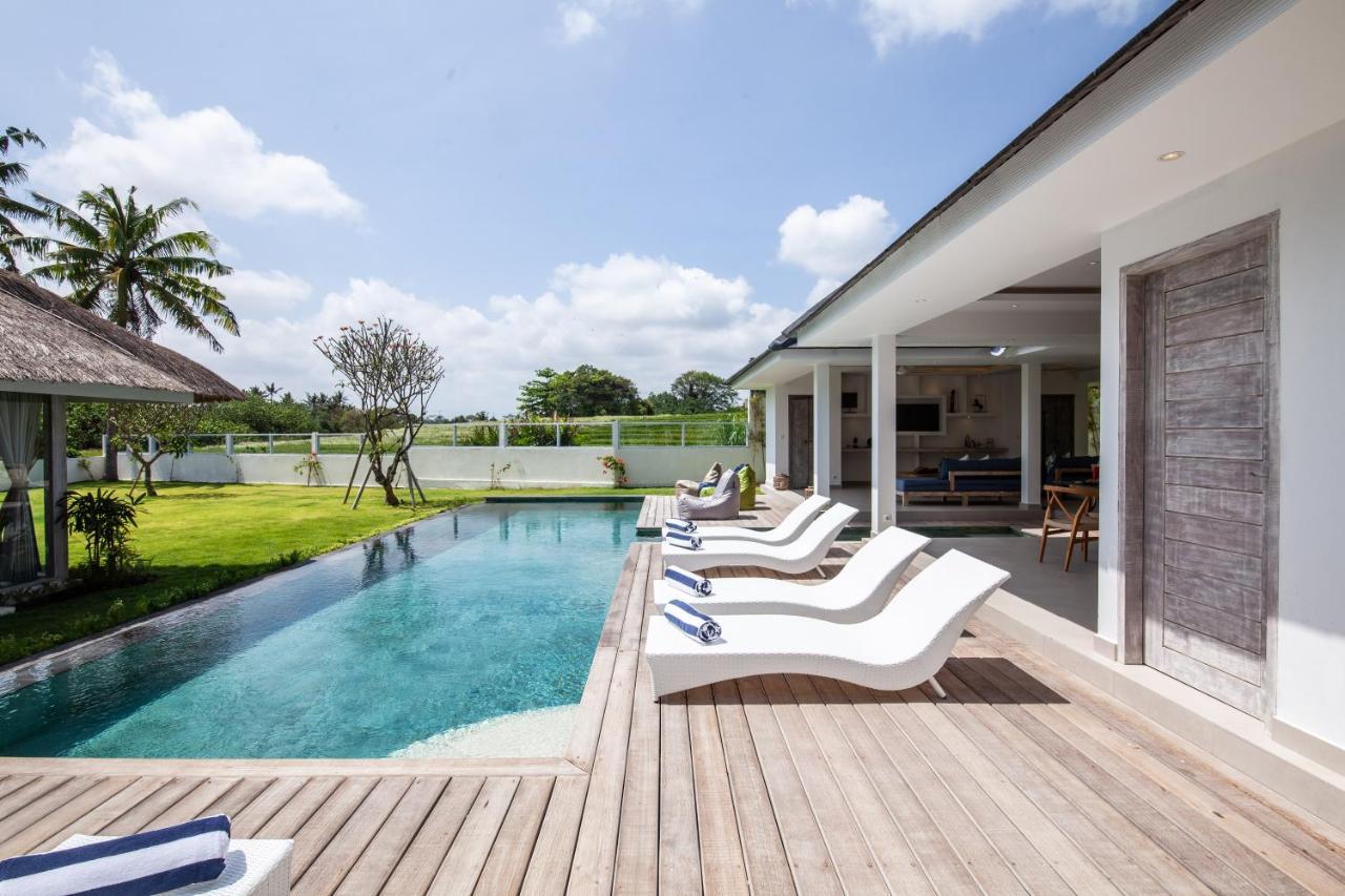 Villa Matahari Munggu 5Br Canggu Exterior foto