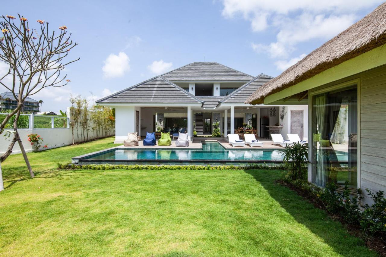 Villa Matahari Munggu 5Br Canggu Exterior foto